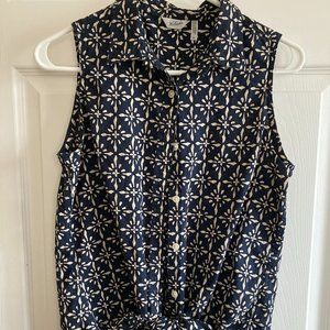 Woolrich tie front sleeveless shirt - size S/P